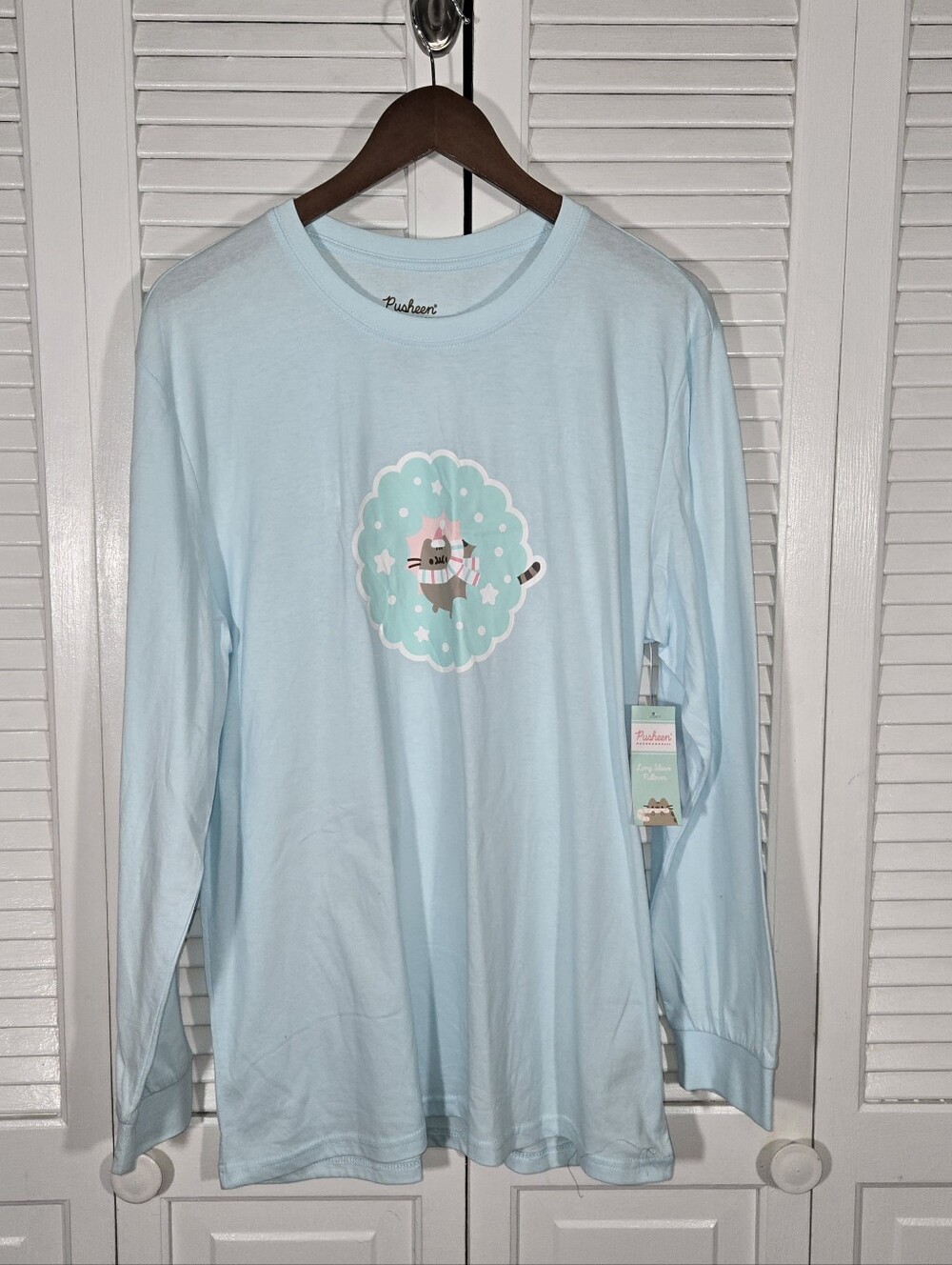 Pusheen NWT Long Sleeve Holiday Wreath T Shirt Subscription Box Exclusive L